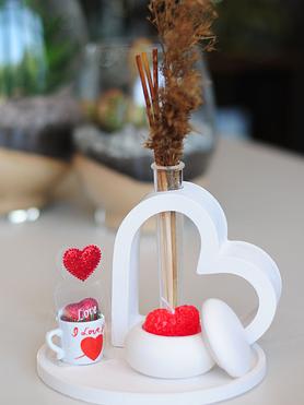 Amore Heart & Lidded Glow Gift Set