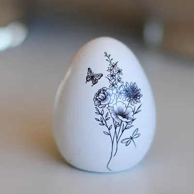 Bloom & Flight Illustrated Ceramic Egg primary image