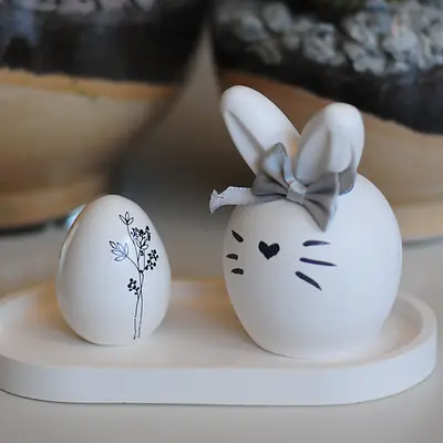 Willow & Whiskers Easter Vignette primary image