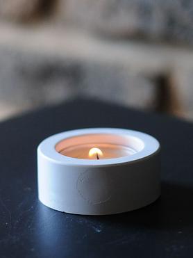 Round t-light candle holder