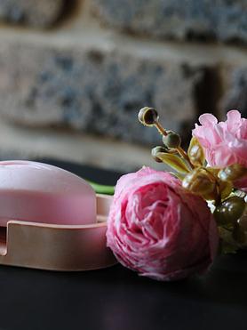 The Cascade Self-Draining Soap Dish