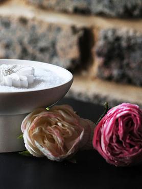 The Aura Pedestal Candle Bowl