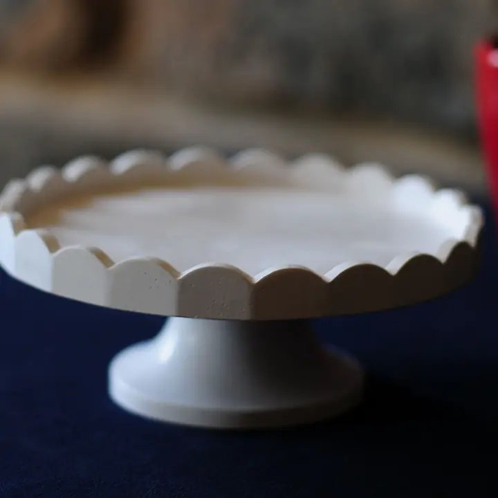 Scalloped Tray on Stand - Master