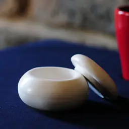 Small Round Bowl with Lid - Master